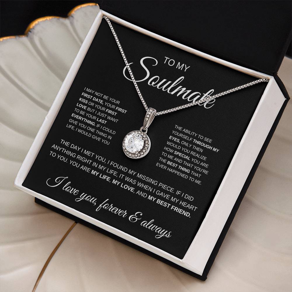 Sparkling pendant necklace with a "To My Soulmate" message card, perfect romantic gift for loved ones.