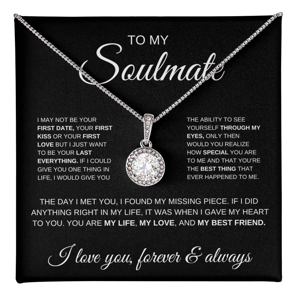 Sparkling pendant necklace with a "To My Soulmate" message card, perfect romantic gift for loved ones.