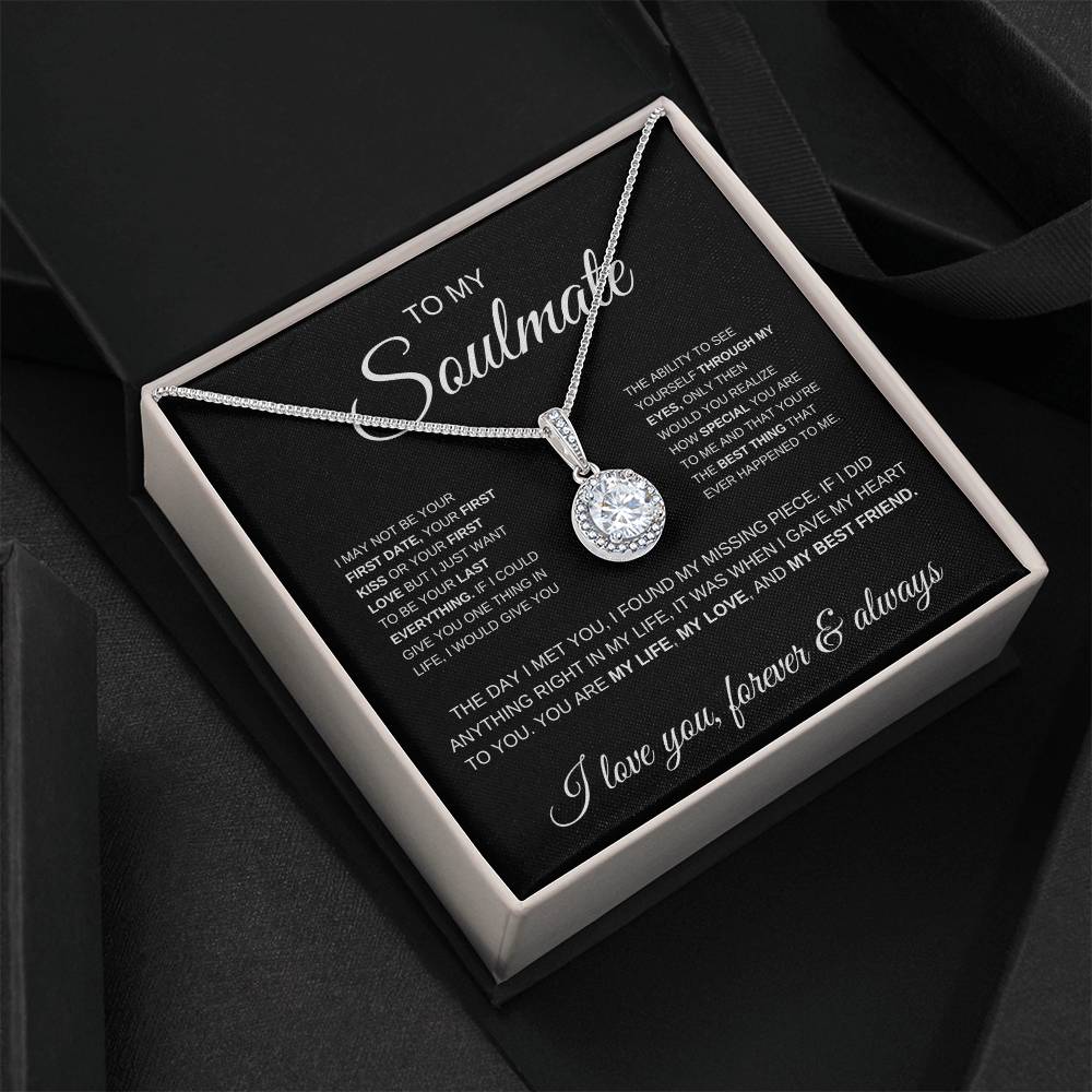 Sparkling pendant necklace with a "To My Soulmate" message card, perfect romantic gift for loved ones.